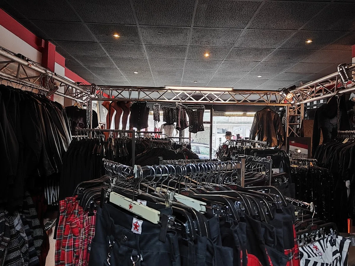 Mode Wichtig - Der Gothic Metal Rock Punk Kinky Underground & Alternative Shop im Ruhrgebiet! – Vom Inhaber in Mülheim an der Ruhr, Nordrhein-Westfalen