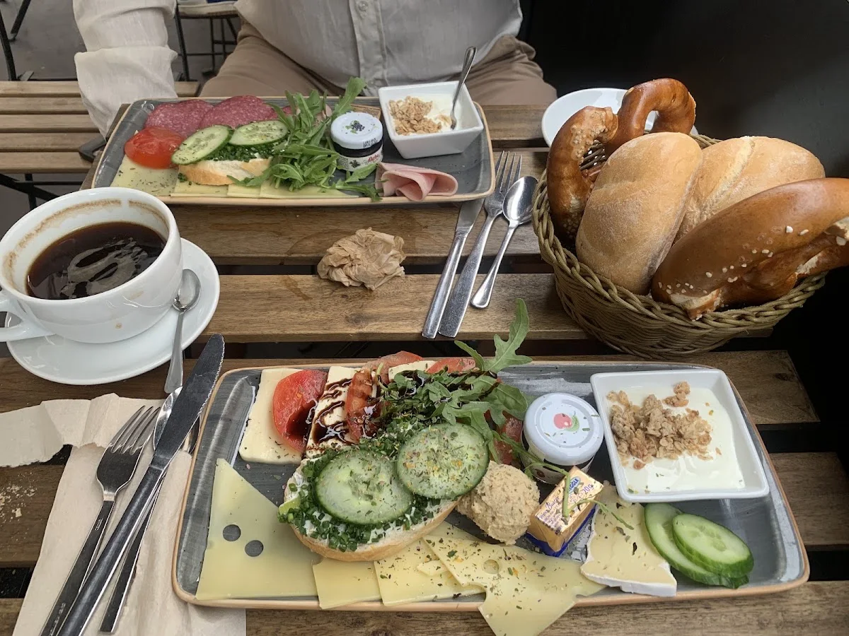 Cafe & Bäckerei Mauerer - Schillerstraße – Bäckerei in München, Bayern