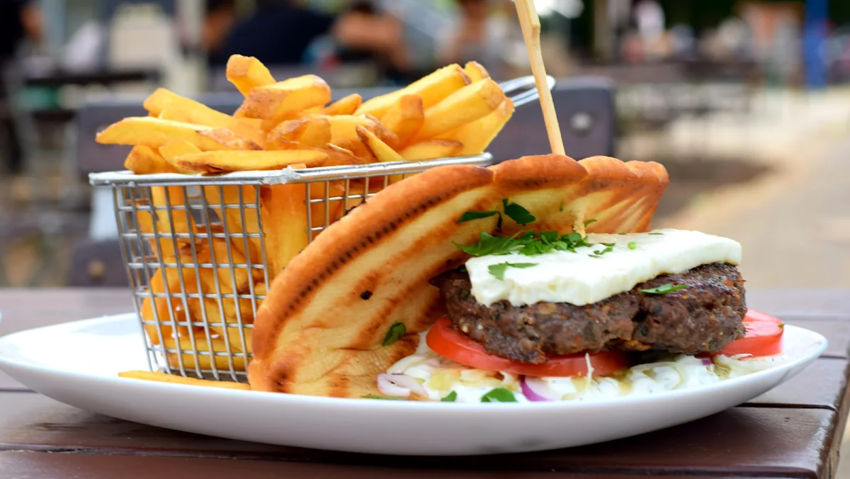 Restaurant & Biergarten Bootshaus Bürgel - Offenbach am Main – Essen und Trinken in Offenbach am Main, Hessen