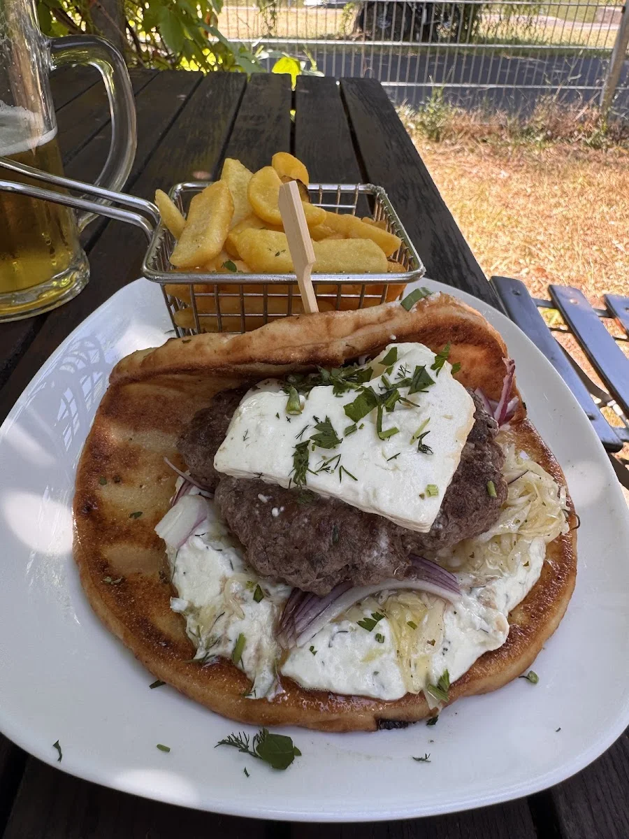 Restaurant & Biergarten Bootshaus Bürgel - Offenbach am Main – Gyros in Offenbach am Main, Hessen