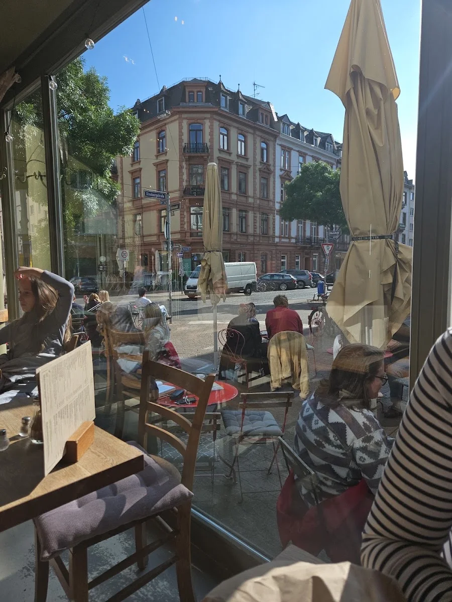Glauburg Café – Atmosphäre in Frankfurt am Main, Hessen