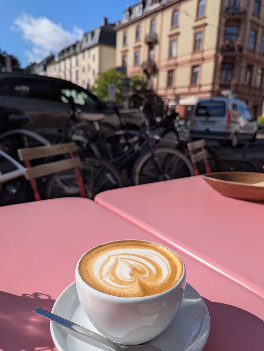Glauburg Café – Cappuccino in Frankfurt am Main, Hessen