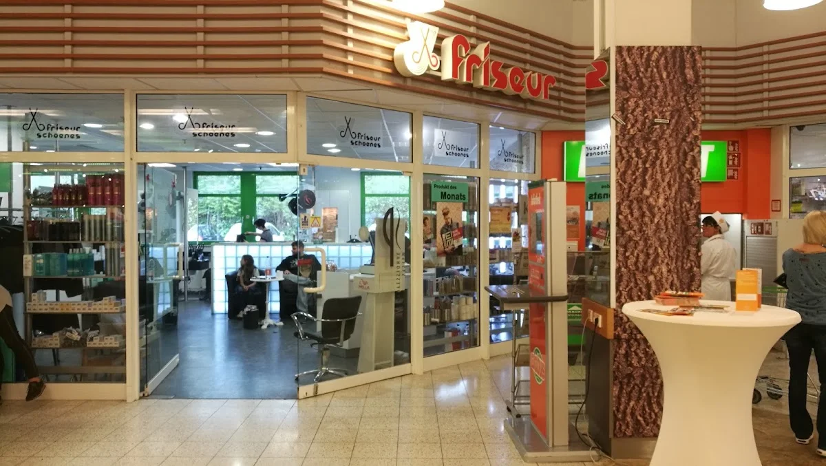 Friseur Schoenes GmbH – Außenbereich in Saarbrücken, Saarland