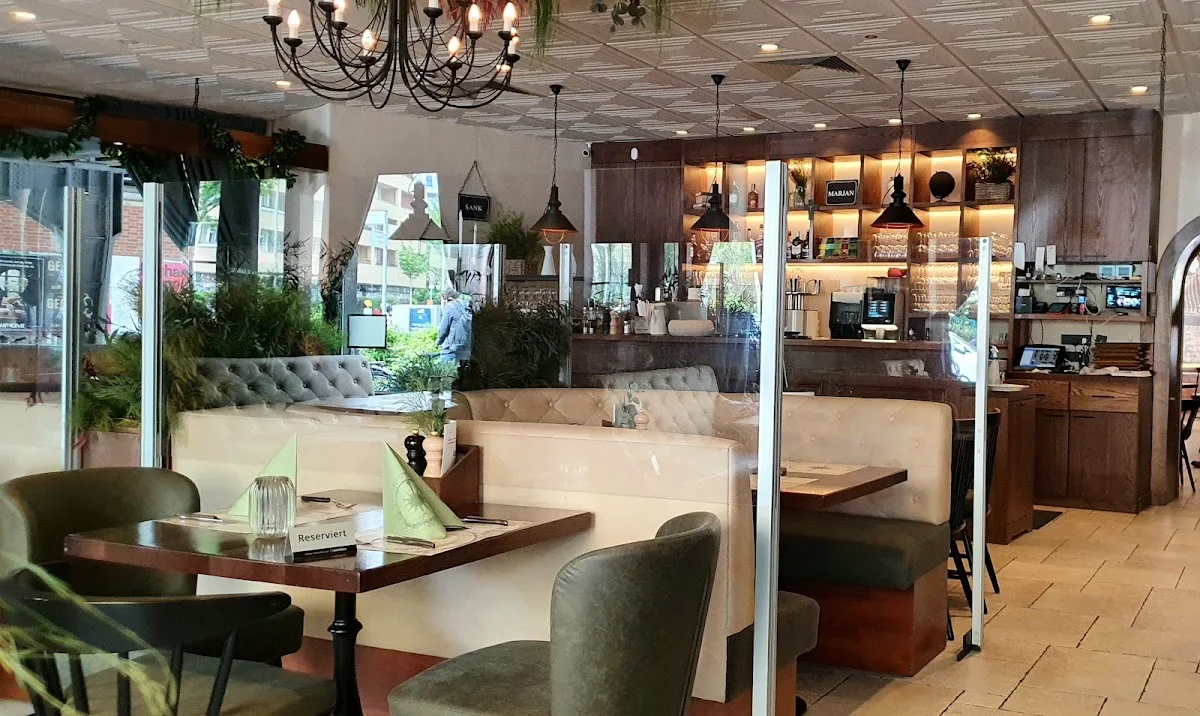 Marjan Grill – Atmosphäre in Berlin