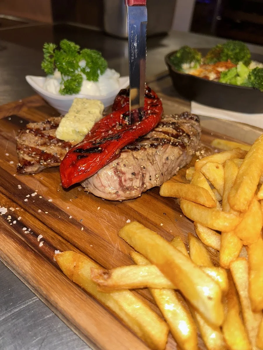 Griechische Taverna Achillion Restaurantbetrieb – Steak in Woltersdorf, Brandenburg