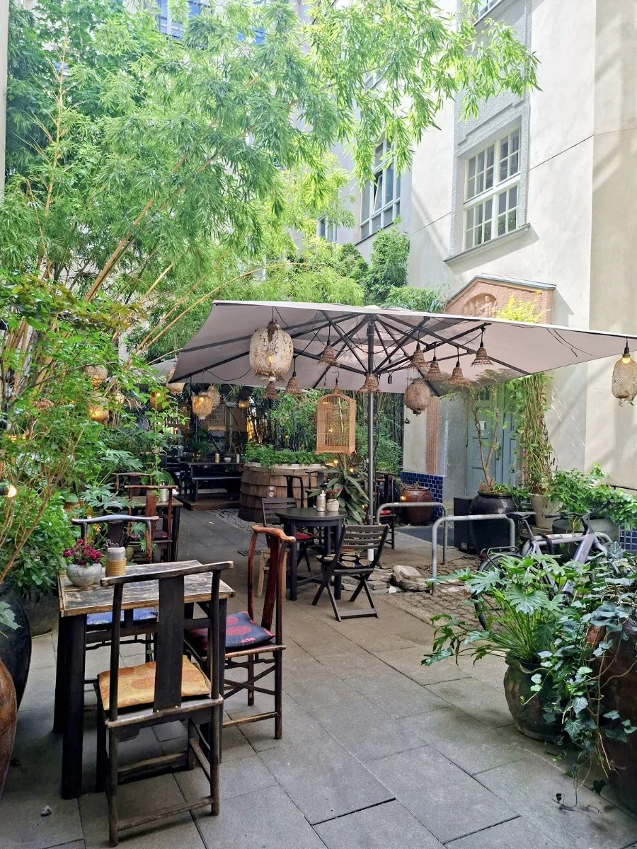 Chén Chè – Atmosphäre in Berlin