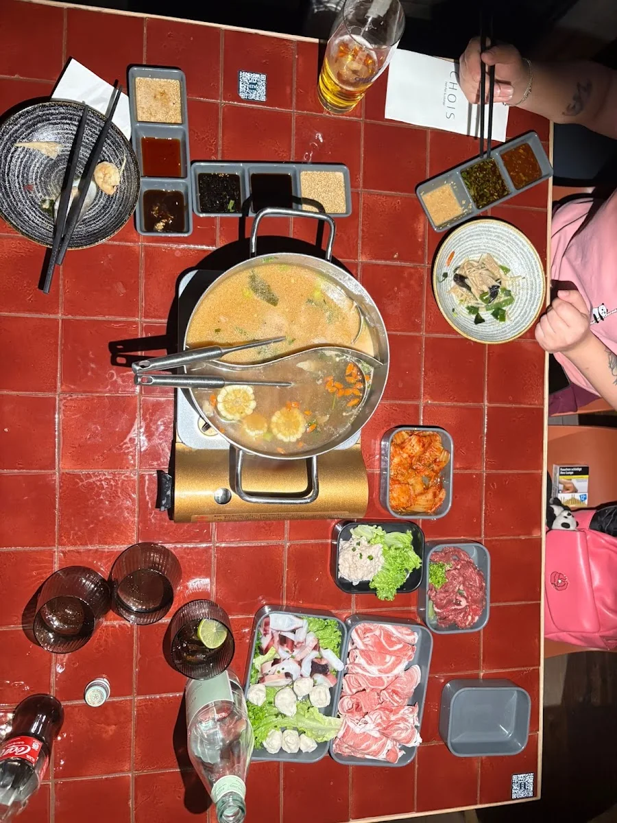 Chois Hotpot & Lounge – Restaurant mit asiatischem Fondue (Feuertopf) in München, Bayern