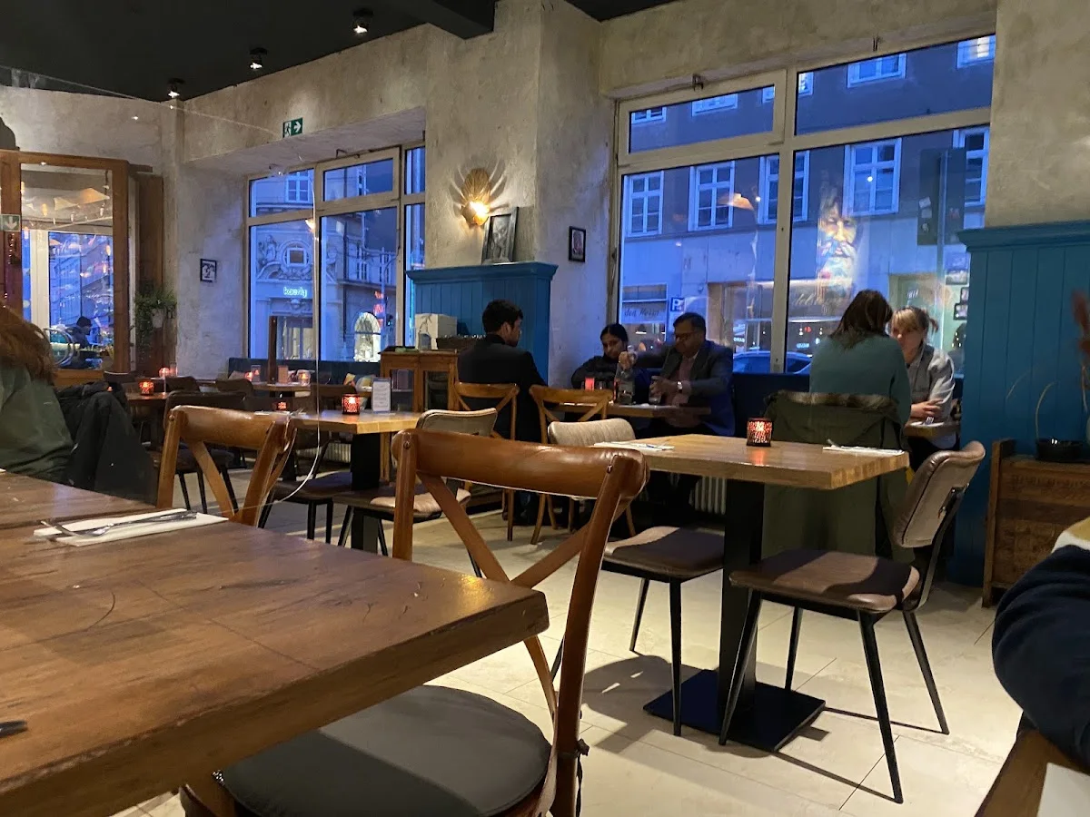 Bindaas – Atmosphäre in München, Bayern
