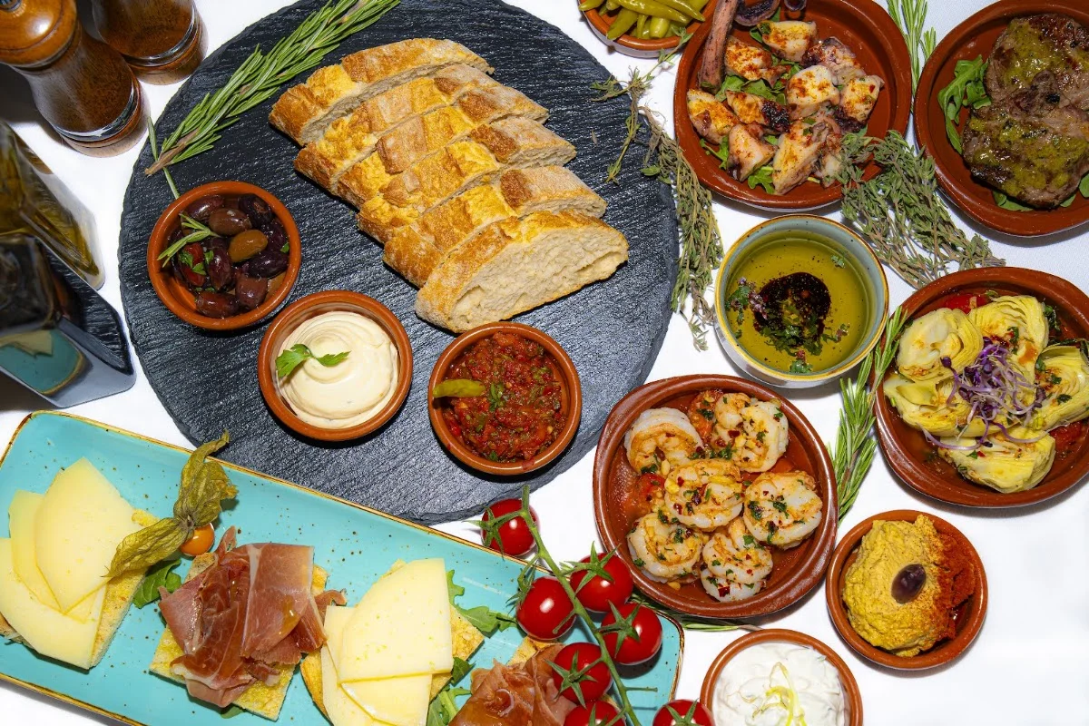 The Namos Restaurant – Tapa in Köln, Nordrhein-Westfalen