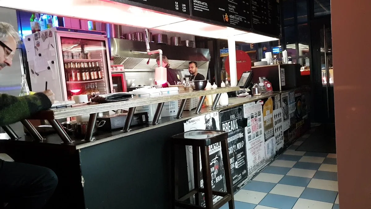 Scheers Schnitzel – Atmosphäre in Berlin
