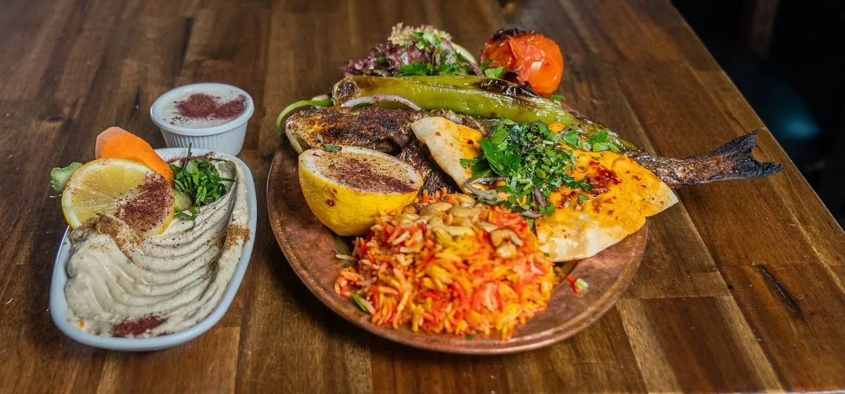 Shawarma Marina – Essen und Trinken in Hamburg