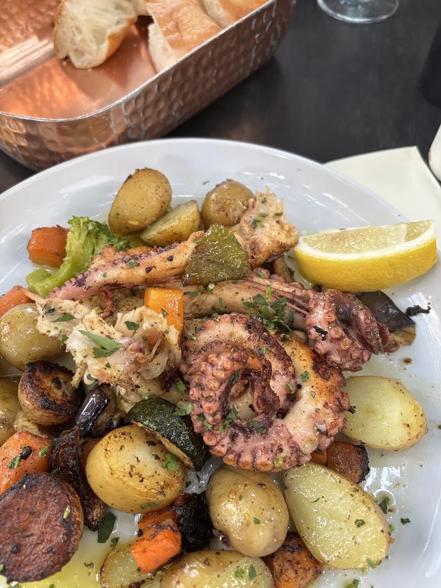 Taverna Sultan Saray Stuttgart – Türkisches Restaurant in Stuttgart, Baden-Württemberg