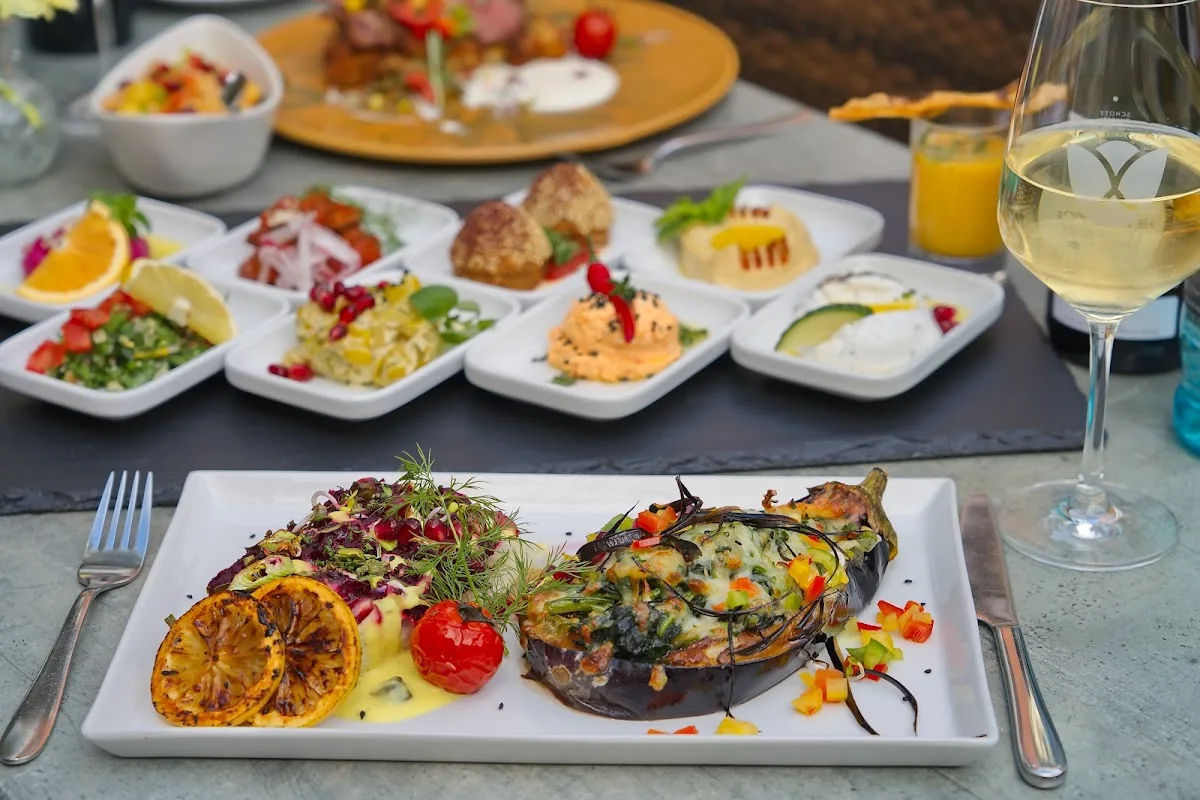 L'Orient Restaurant Café Catering – Essen und Trinken in Hamburg