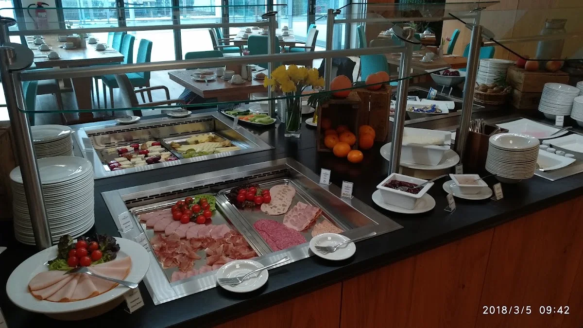 Olymp Restaurant – Essen und Trinken in Eching, Bayern