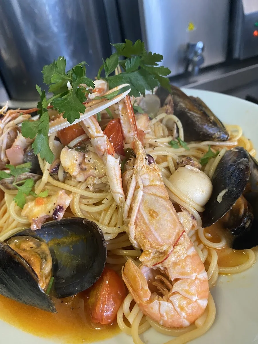 è la Vita – Ristorante e Pizzeria – Essen und Trinken in Stuttgart Weilimdorf, Baden-Württemberg