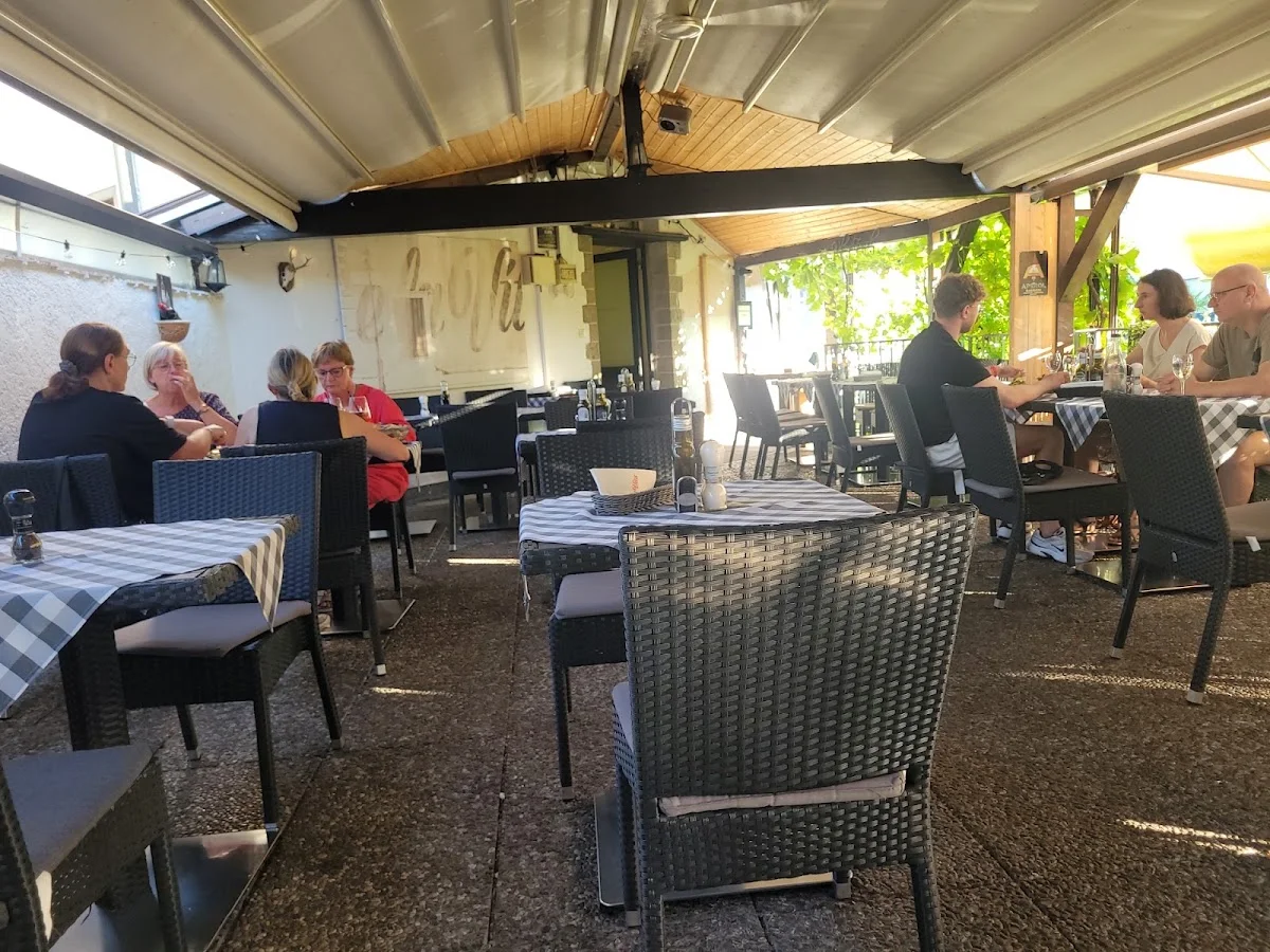 è la Vita – Ristorante e Pizzeria – Atmosphäre in Stuttgart Weilimdorf, Baden-Württemberg