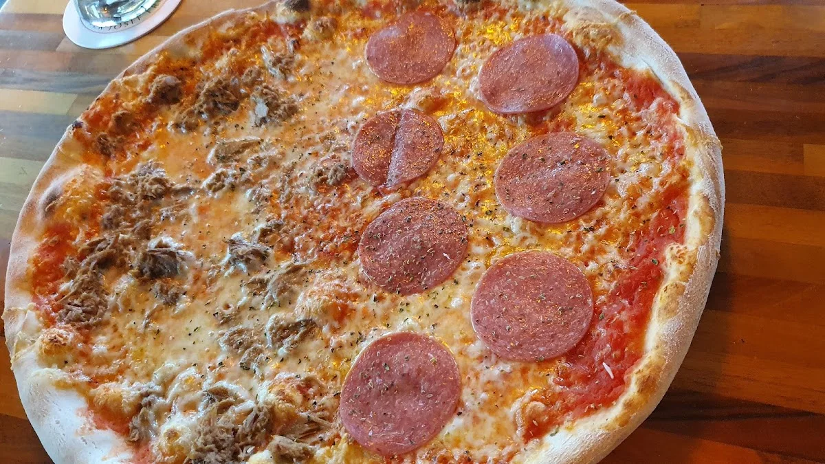 Zur Fähre – Salami in Köln, Nordrhein-Westfalen