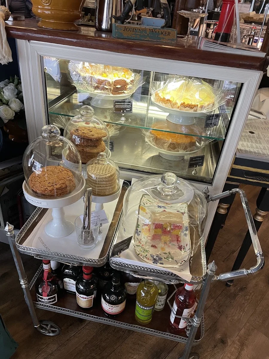 Eaton Place Café und Tearoom – Essen und Trinken in Hamburg