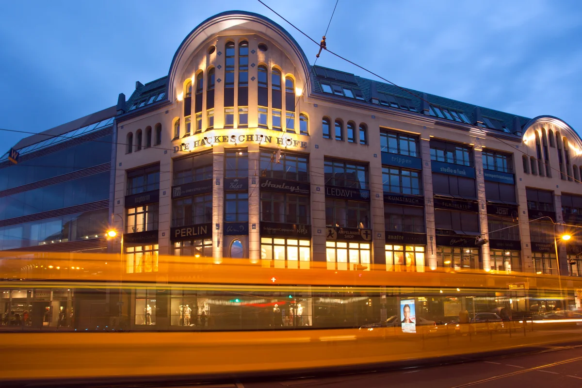 Die Hackeschen Höfe – Vom Inhaber in Berlin