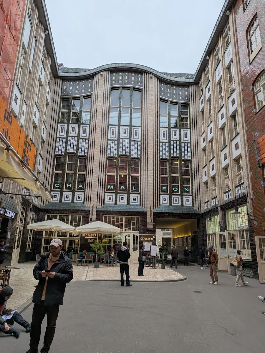 Die Hackeschen Höfe – Besucherfoto von S4 A2 in Berlin