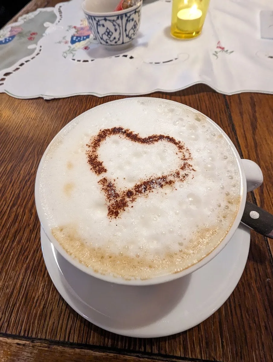 Landhaus Zündorf Schäfer GbR Köln – Cappuccino in Köln, Nordrhein-Westfalen