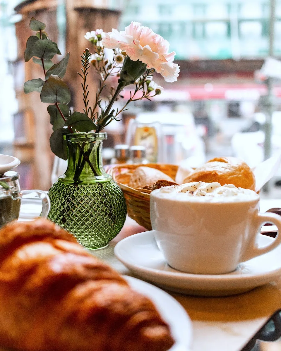 Café Anna Blume – Cappuccino in Berlin