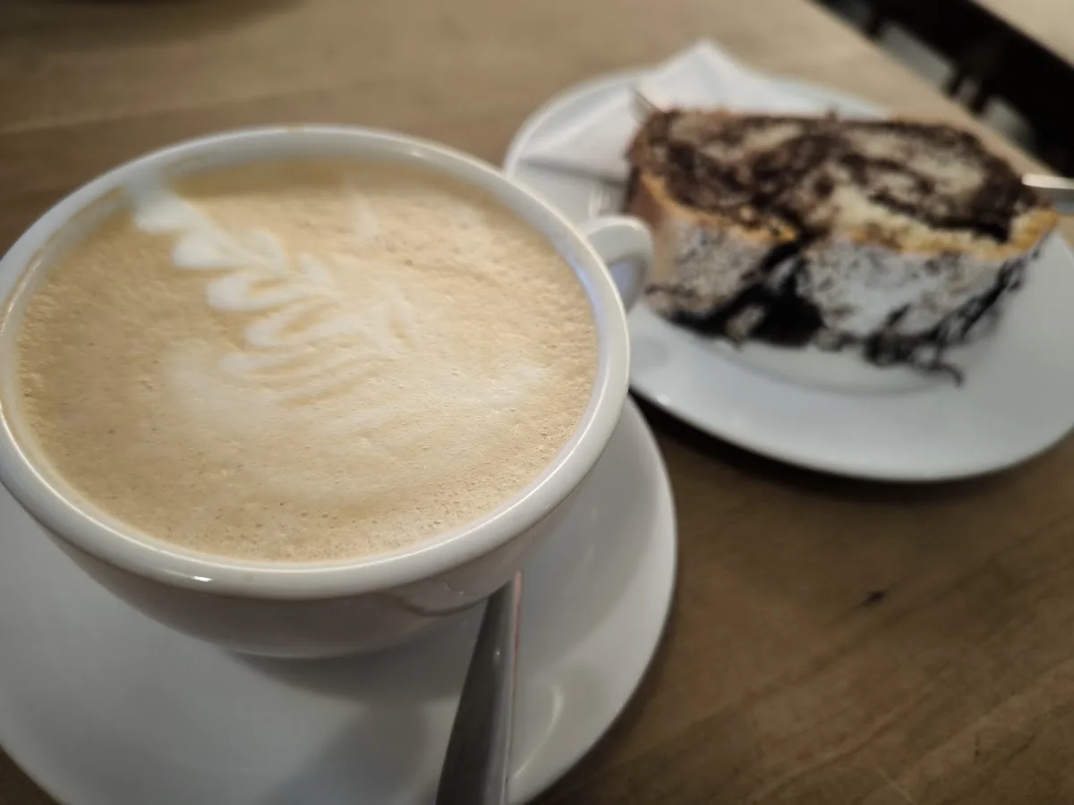 Cafe Kaiserbau – Essen und Trinken in Stuttgart Stuttgart-Süd, Baden-Württemberg