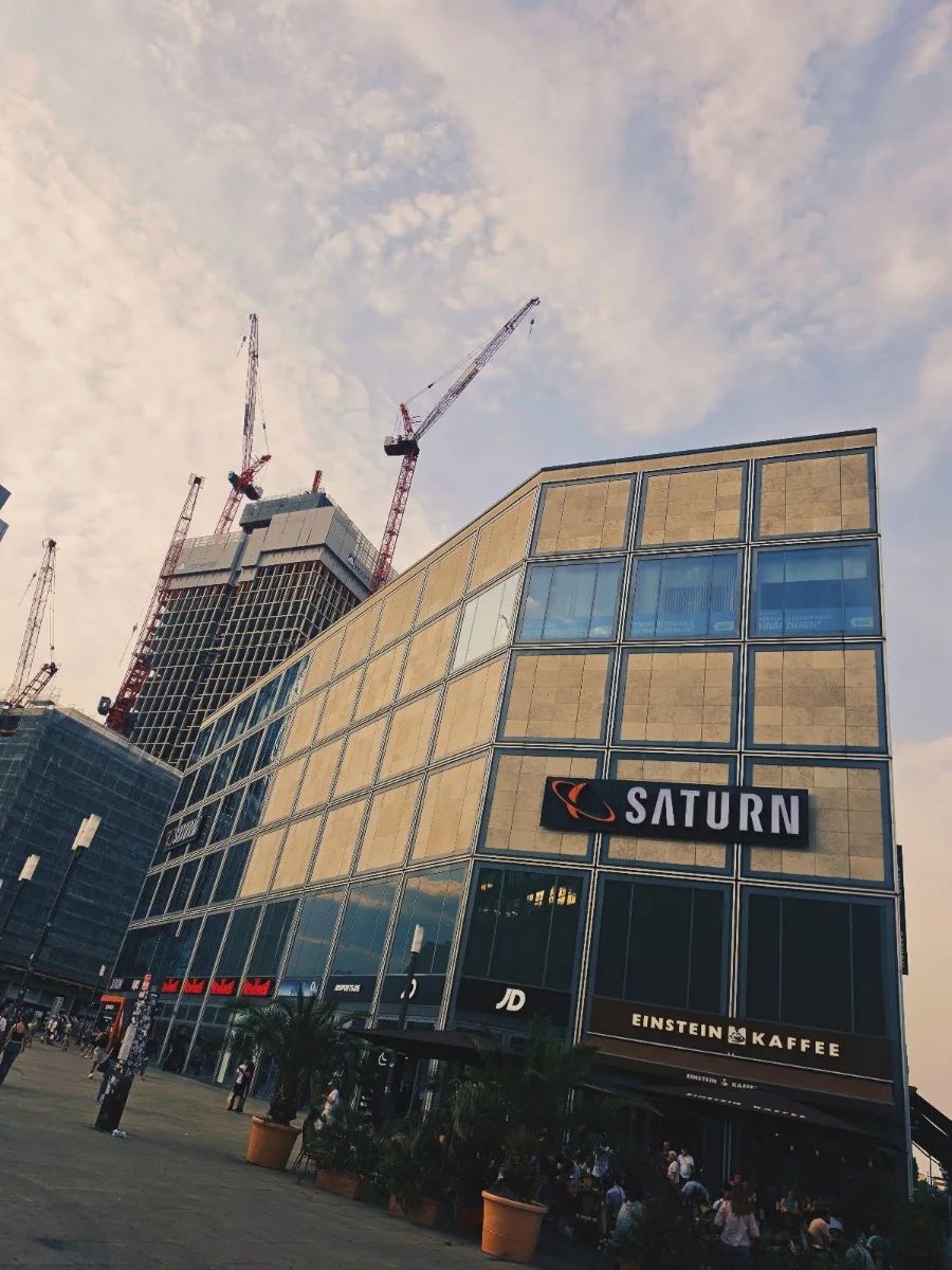 SATURN – Elektrofachmarkt in Berlin