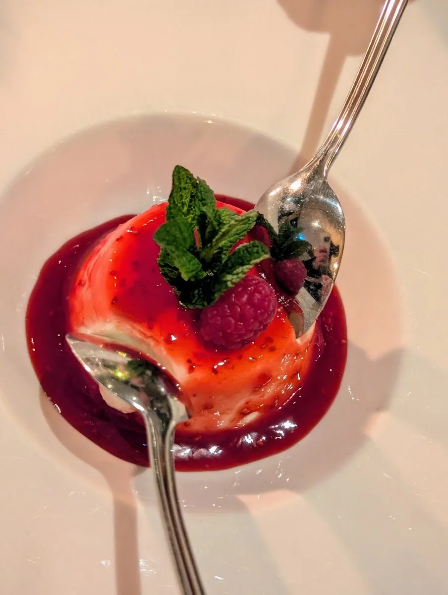 Restaurant Greek Food Olympia – Panna cotta in Berlin