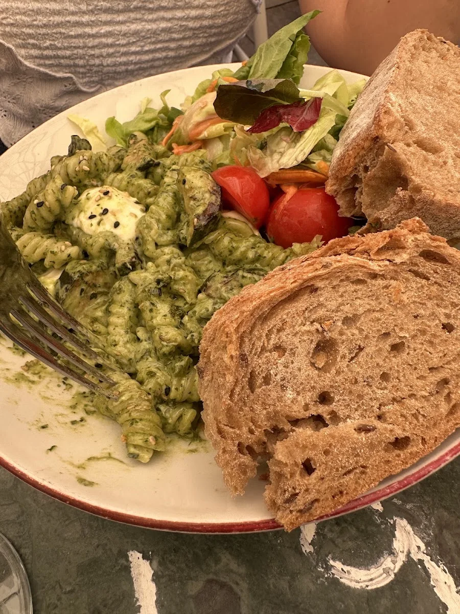 Cafe Königin 43 – Bar in München, Bayern