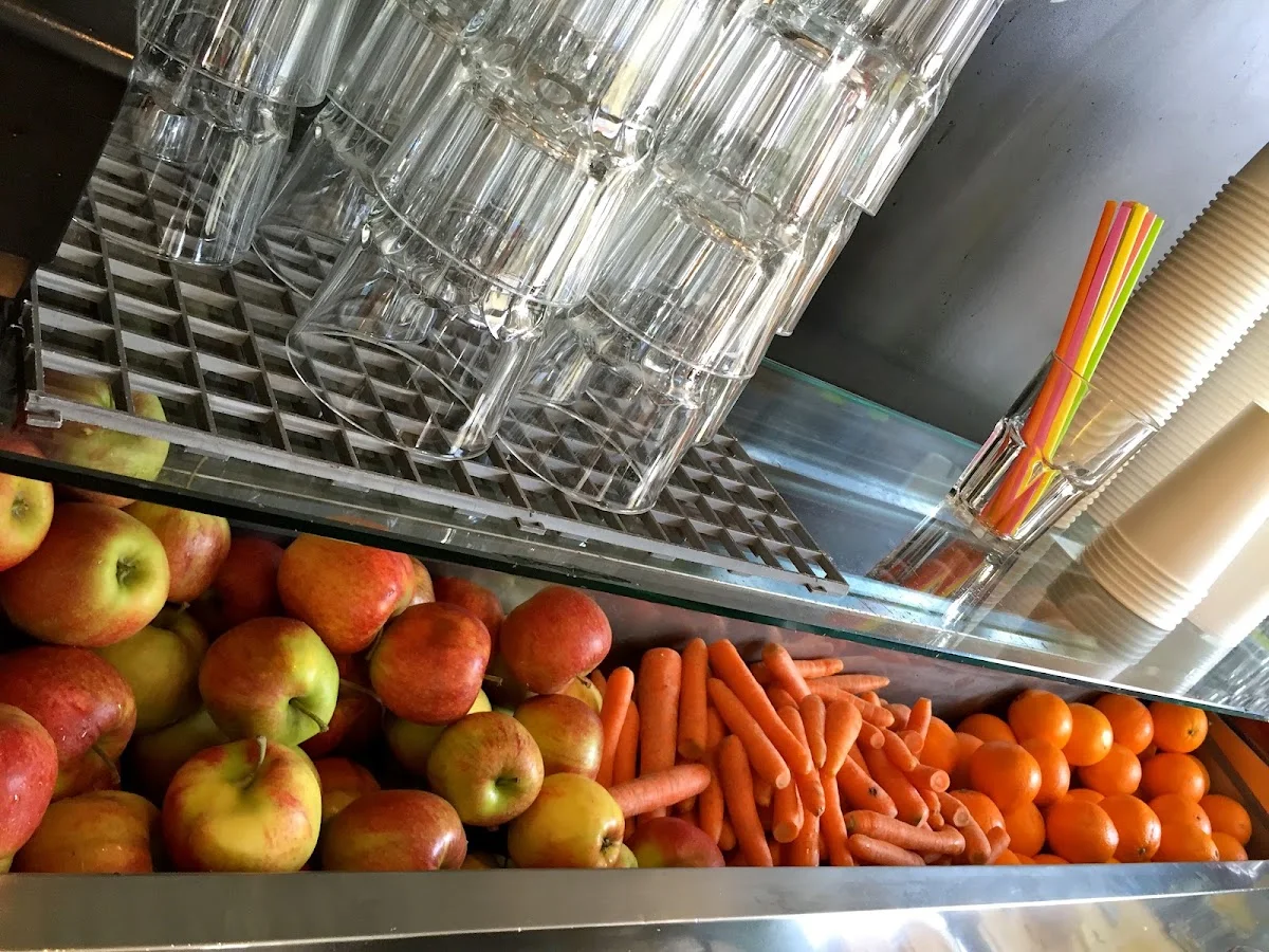 Cafe Königin 43 – Essen und Trinken in München, Bayern