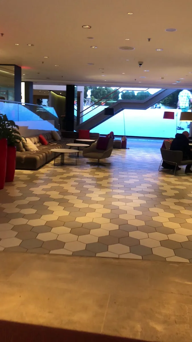 NH Collection Berlin Mitte Friedrichstrasse Parkhaus – Parkplatz in Berlin