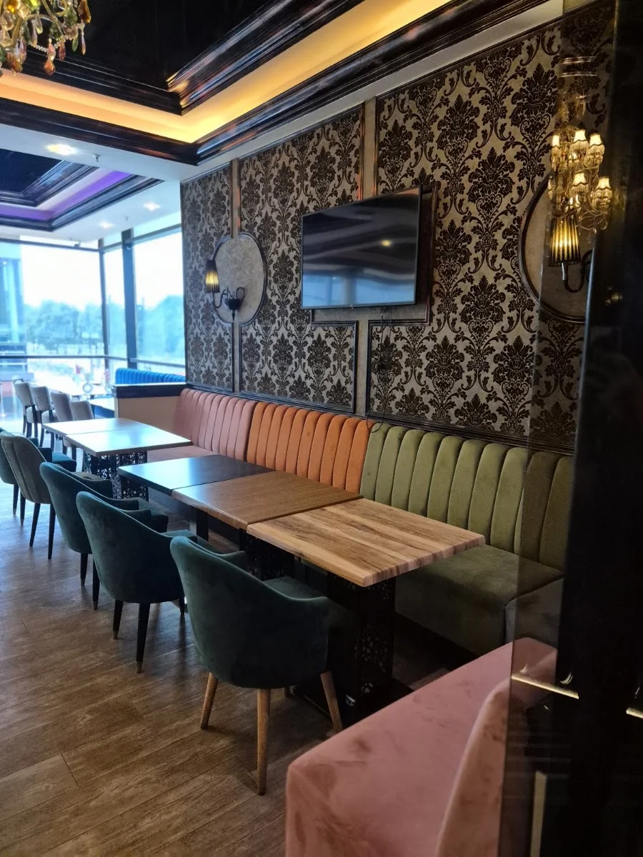 Vincenzo - Italian Restaurant & Bar am Alexanderplatz Berlin – Atmosphäre in Berlin