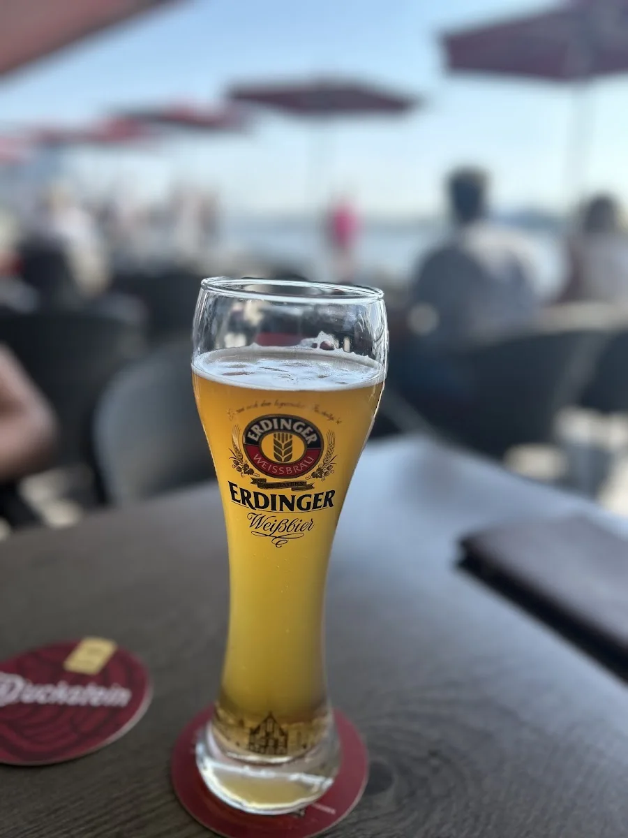 Captain's Dinner – Bier in Hamburg