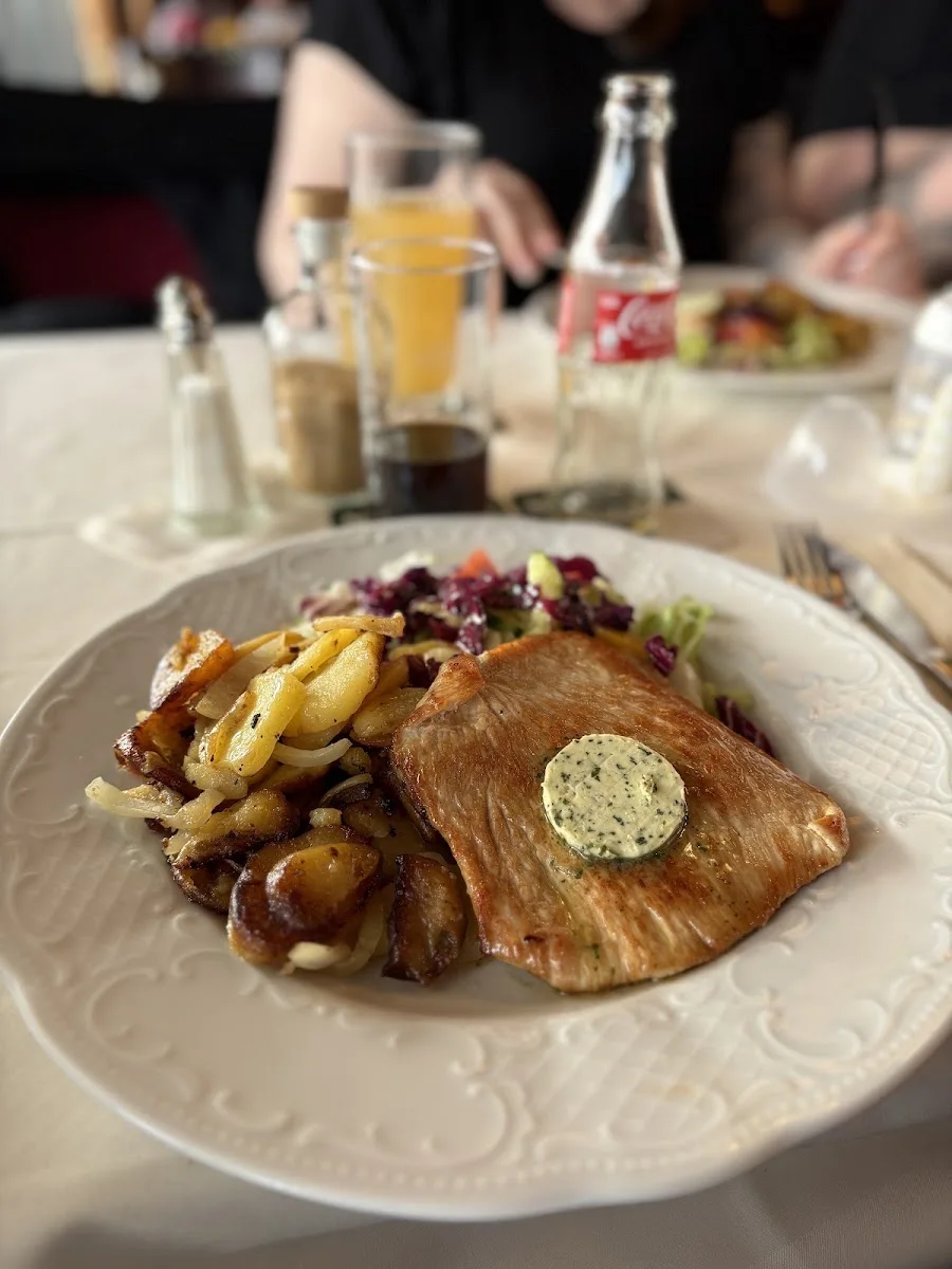 Captain's Dinner – Schnitzel in Hamburg