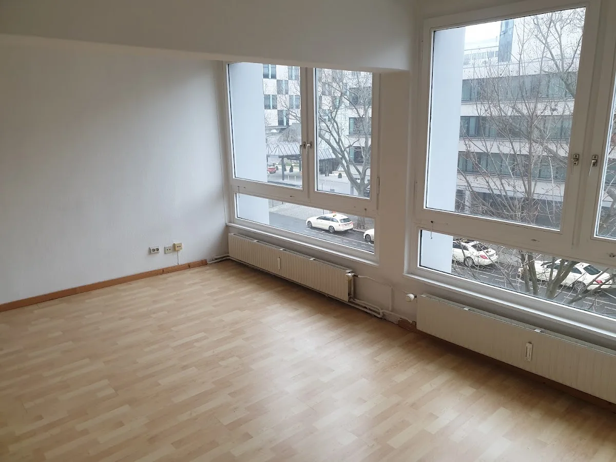 Berlin99 Property GmbH - Furnished Apartments – Besucherfoto: Ludgera Wahls Trans Loulou Lamour in Berlin