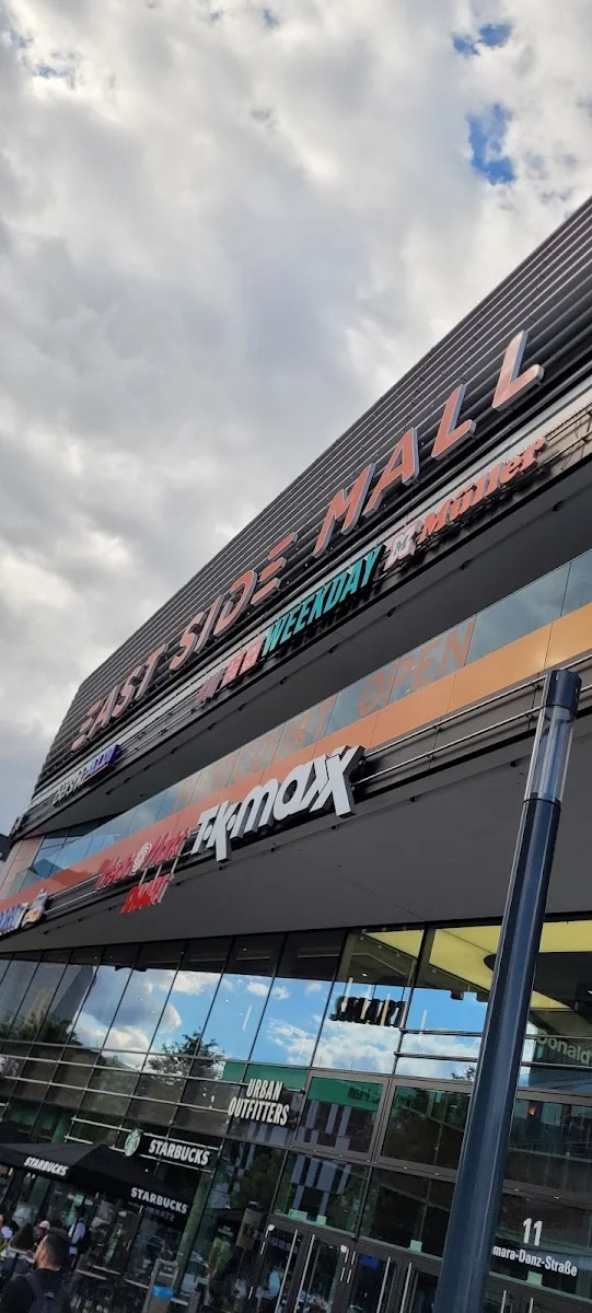 EAST SIDE MALL – Einkaufszentrum in Berlin