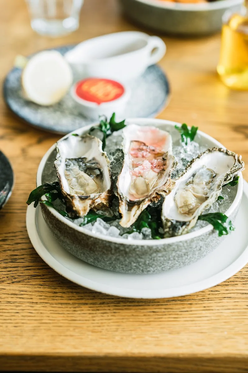 CARLS Brasserie – Austern in Hamburg