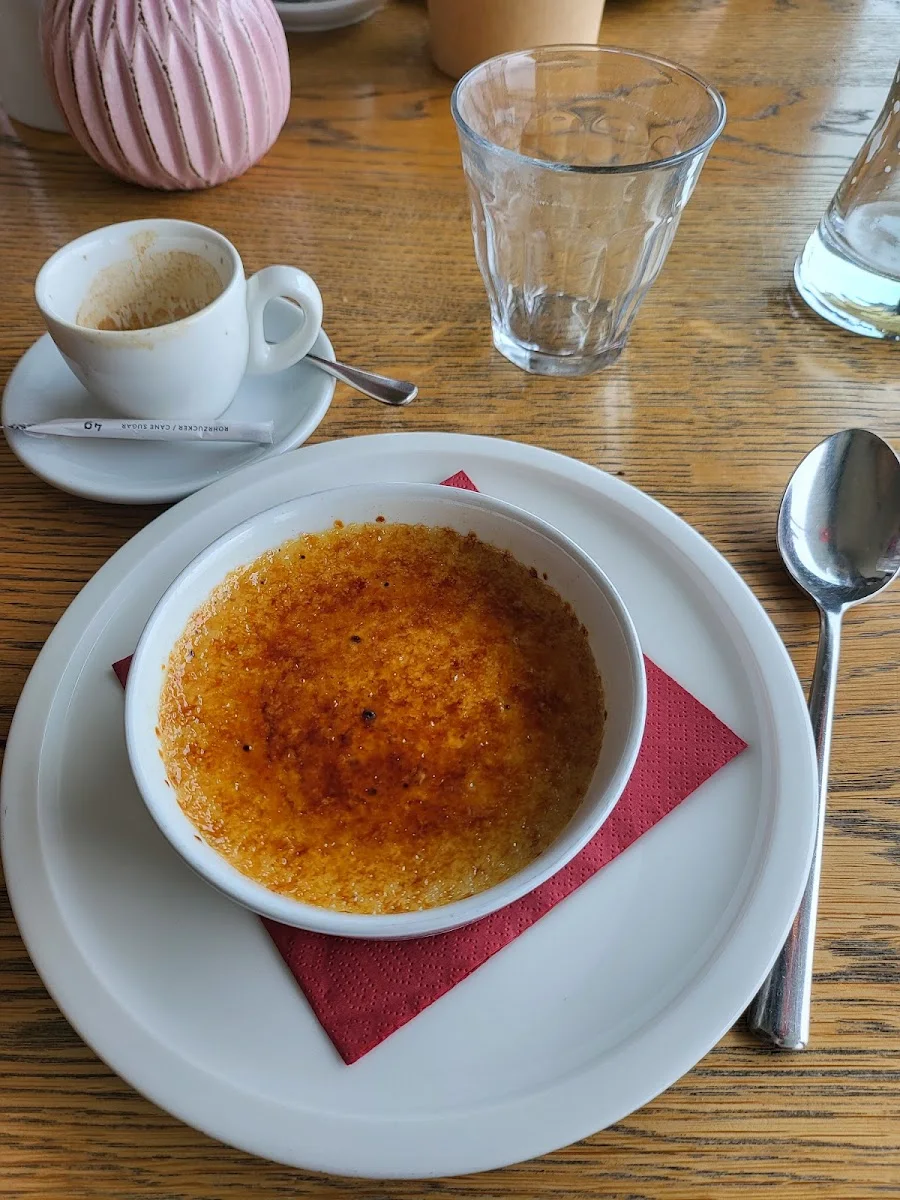 CARLS Brasserie – Custard in Hamburg