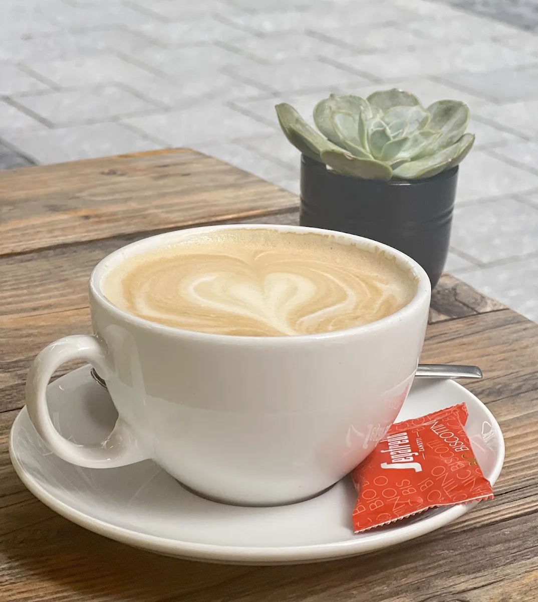 Café Romeo Romeo – Cappuccino in Köln, Nordrhein-Westfalen