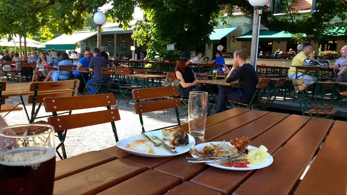 Zollpackhof – Essen und Trinken in Berlin