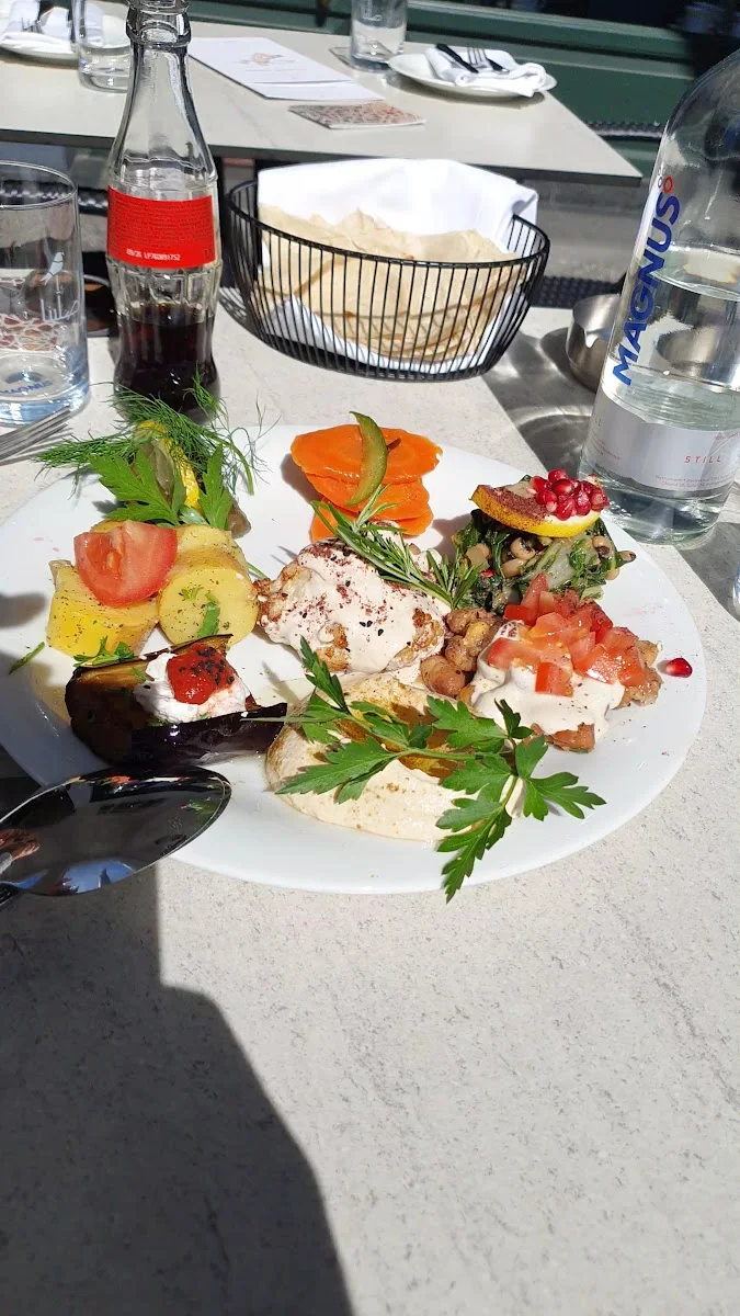 Saliba Alsterarkaden – Syrisches Restaurant in Hamburg