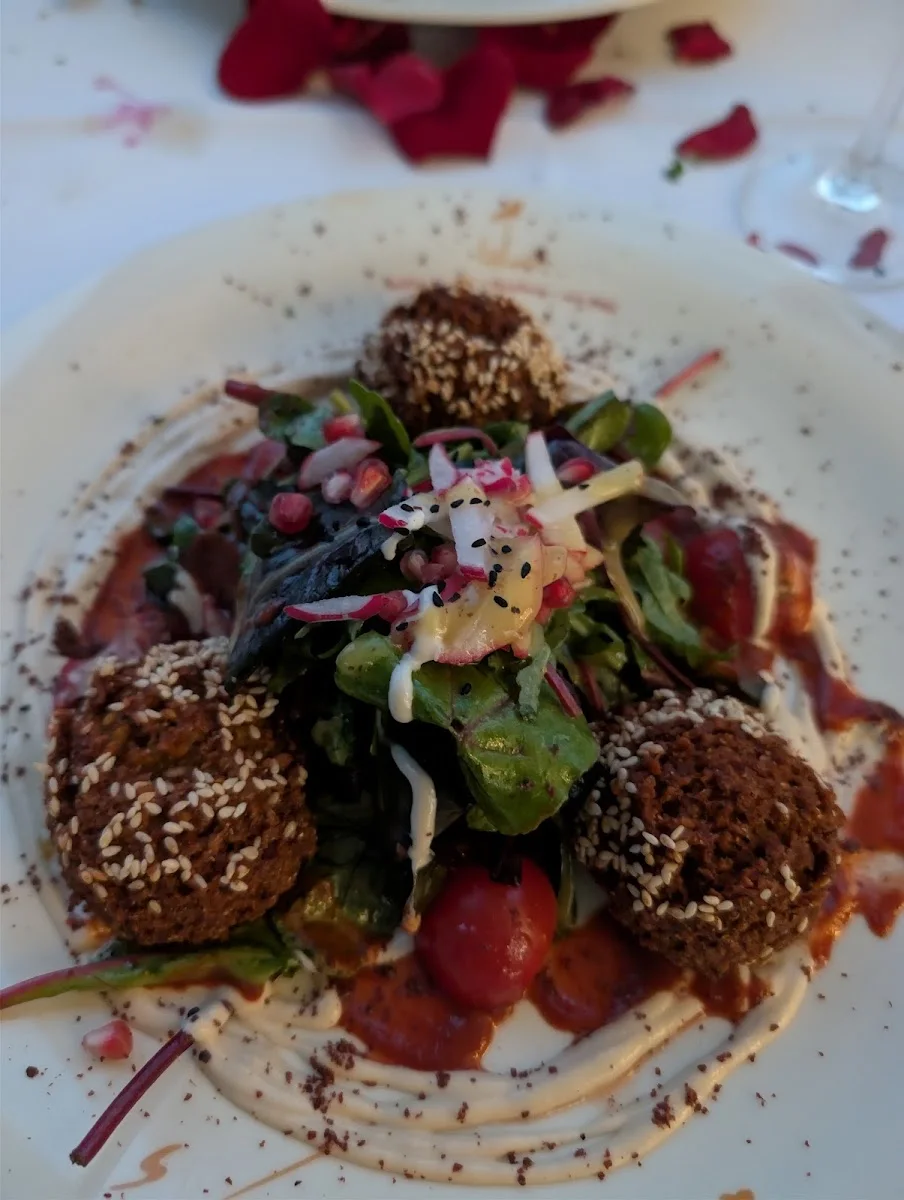 Saliba Alsterarkaden – Falafel in Hamburg
