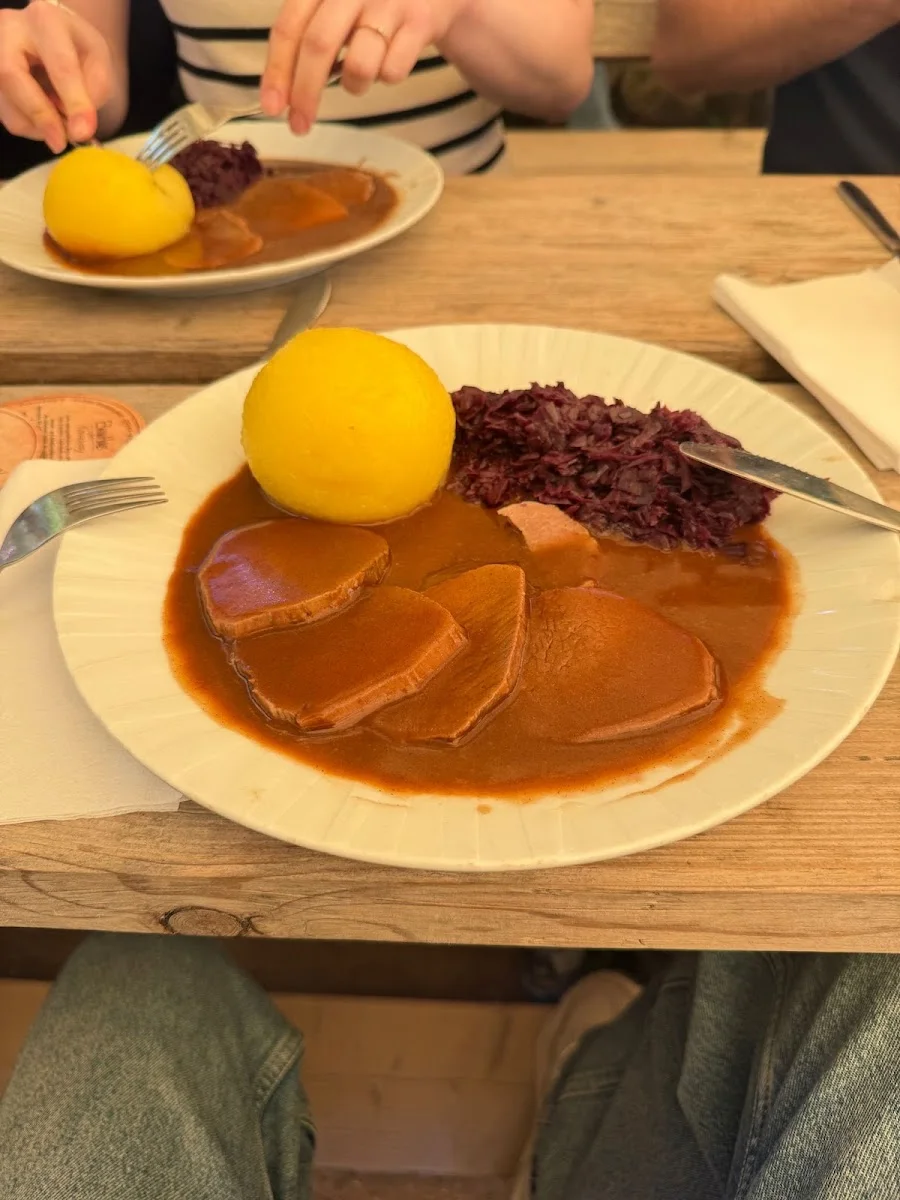 Brauhaus am Kreuzberg – Sauerbraten in Hallerndorf, Bayern