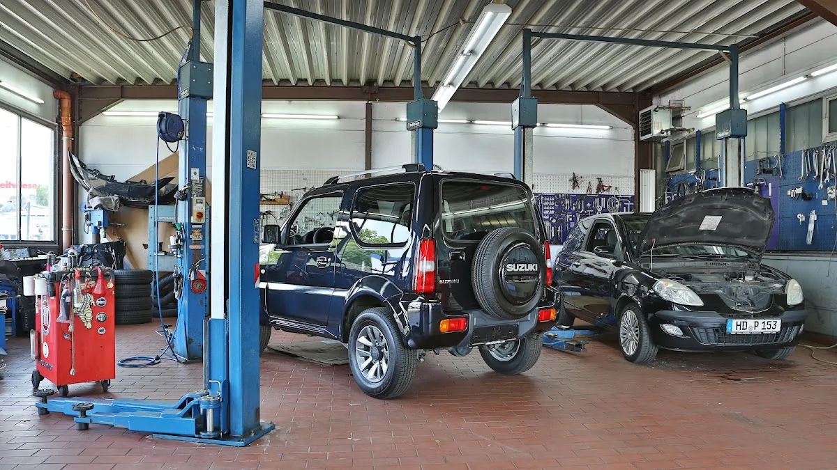 Auto Peters Heidelberg – Innenansichten in Heidelberg, Baden-Württemberg