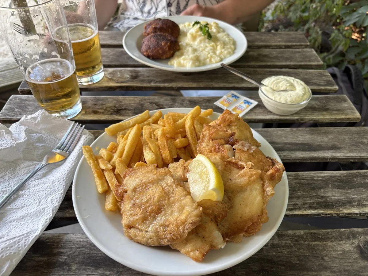 Veddeler Fischgaststätte – Essen und Trinken in Hamburg