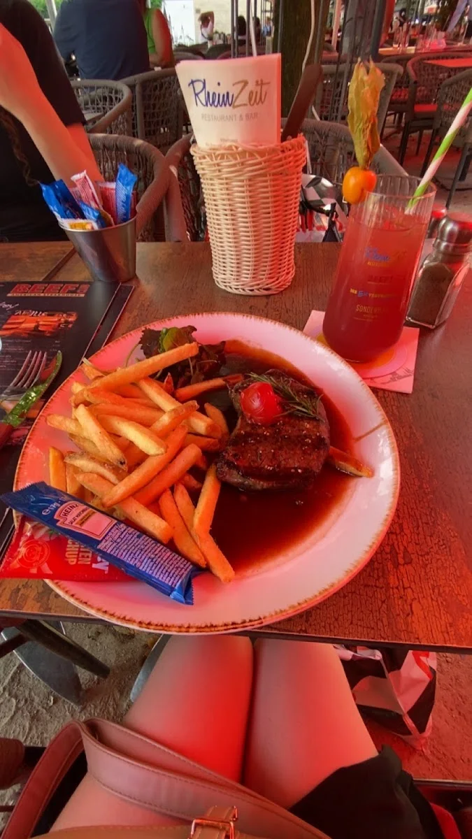 RheinZeit – Deutsches Restaurant in Köln, Nordrhein-Westfalen