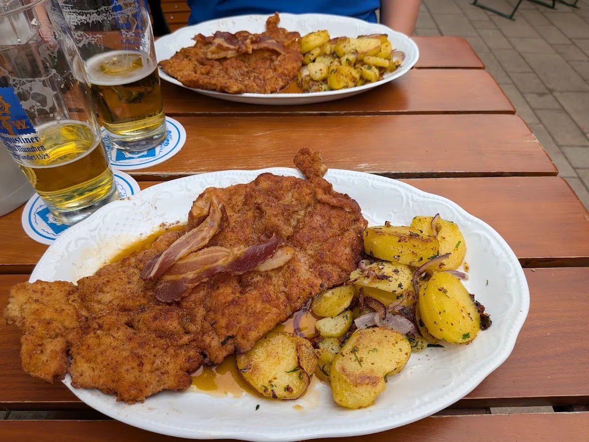 Augustiner am Wörthsee / Strandbad Fleischmann / Kiosk & Biergarten – Schnitzel in Wörthsee, Bayern