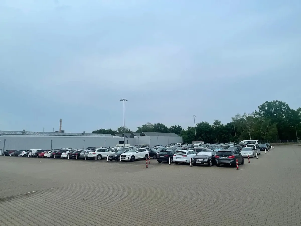 Parken Flughafen Nürnberg Park4fly GmbH – Besucherfoto: Bya in Nürnberg, Bayern