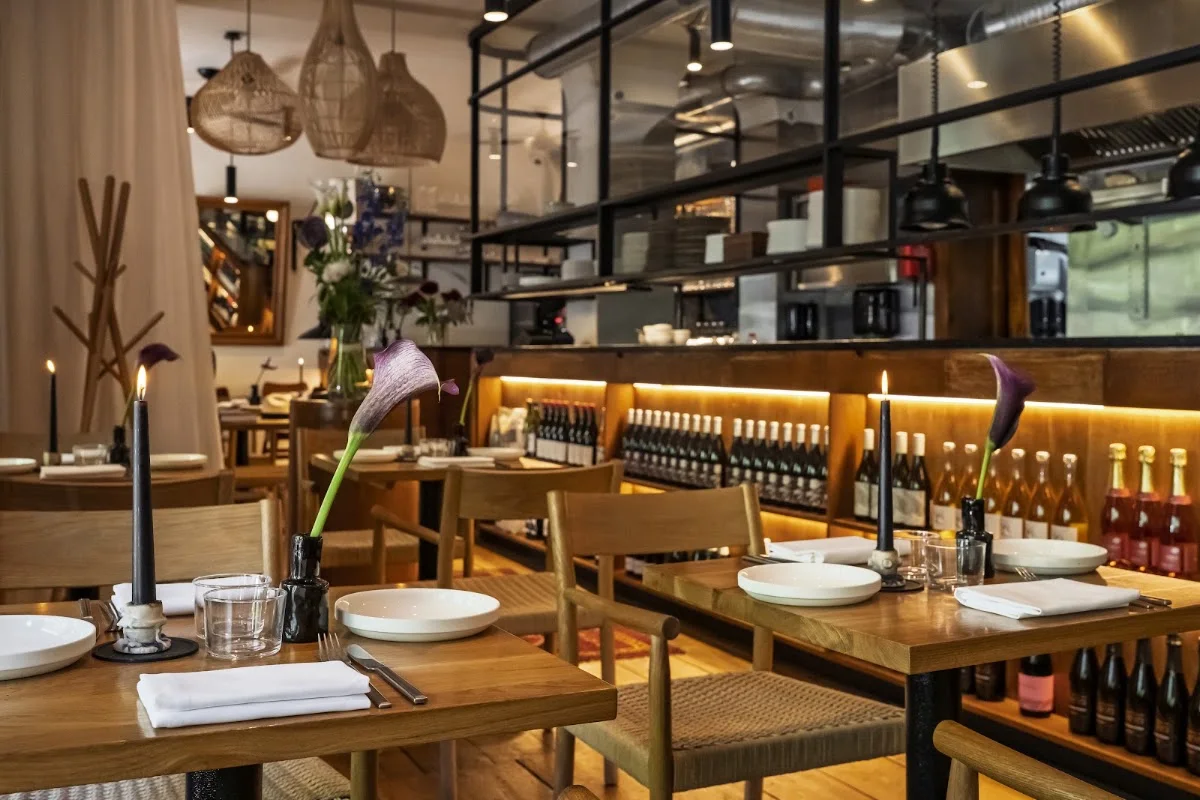 JÓMO Restaurant – Atmosphäre in Berlin